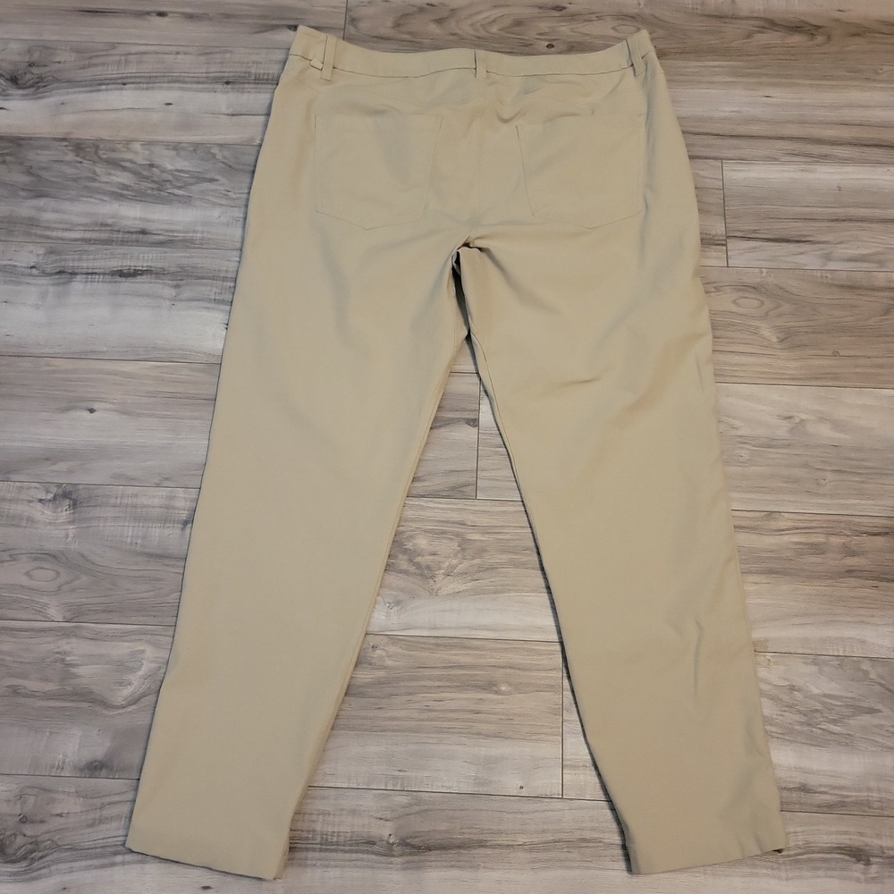 Lululemon ABC Pants Mens 38  Biege Athletic Performance 30 Inseam